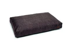 Designed By Lotte Hondenkussen Unnay Bruin