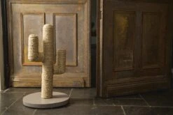 Designed By Lotte Houten Cactus - Krabpaal - Taupe - 35 X 35 X 60 Cm 25 Designed By Lotte Houten Cactus - Krabpaal - Taupe - 35 X 35 X 60 Cm -Designed By Lotte 1200x800 4